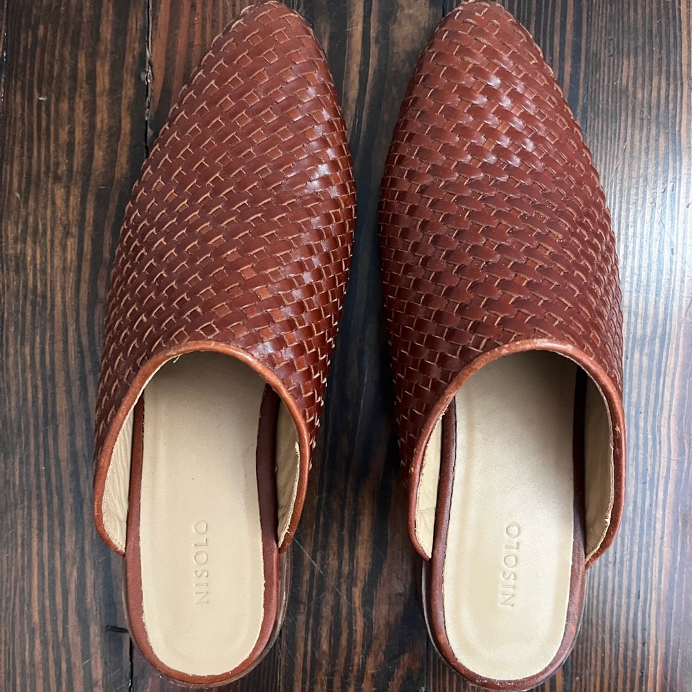 Nisolo Ama Woven Mule Brandy